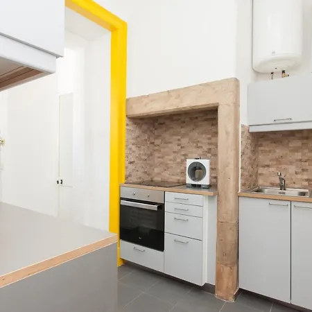 Principe Real Apartment